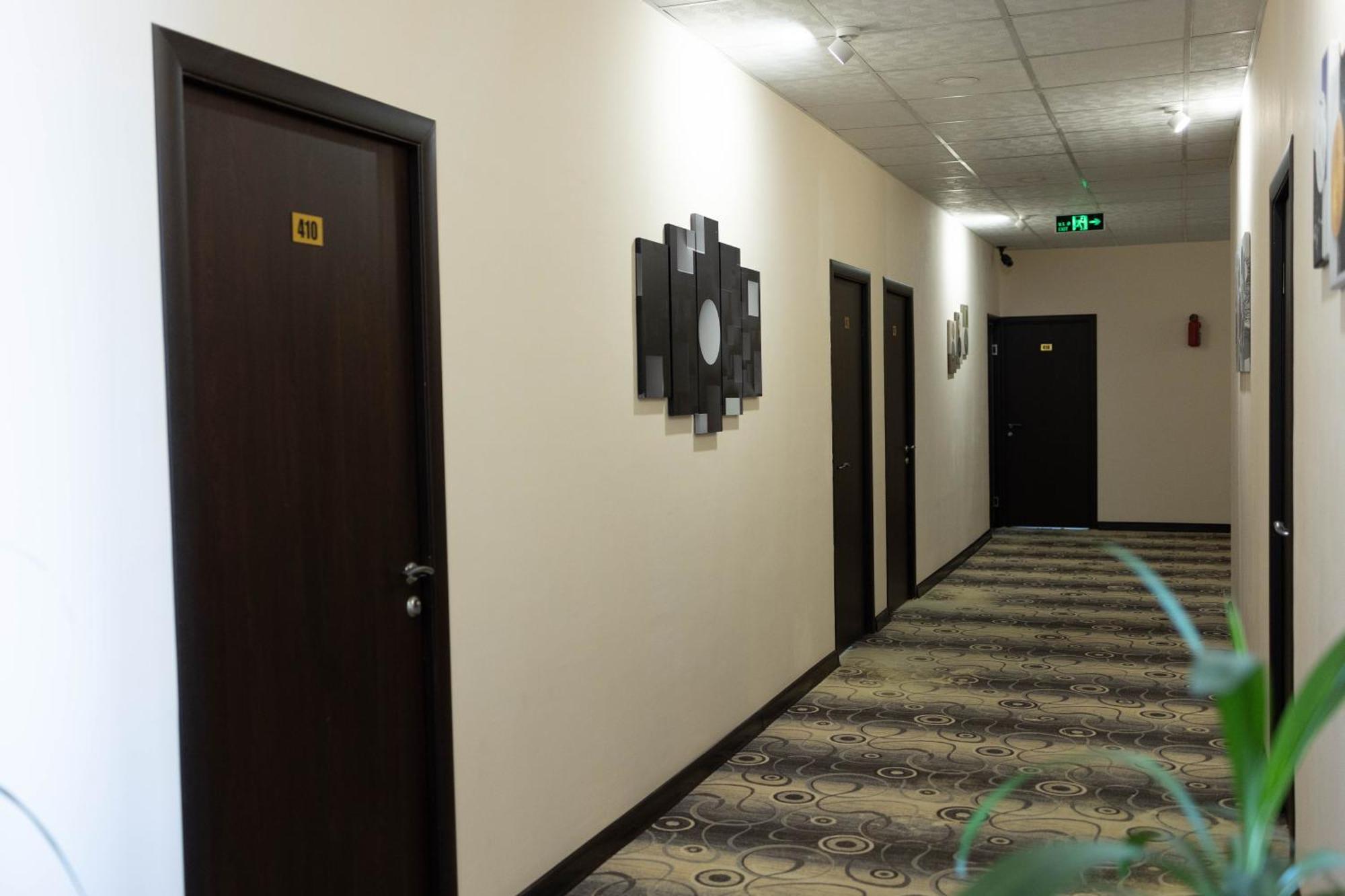 Richmind Hotel Vagharshapat Eksteriør billede